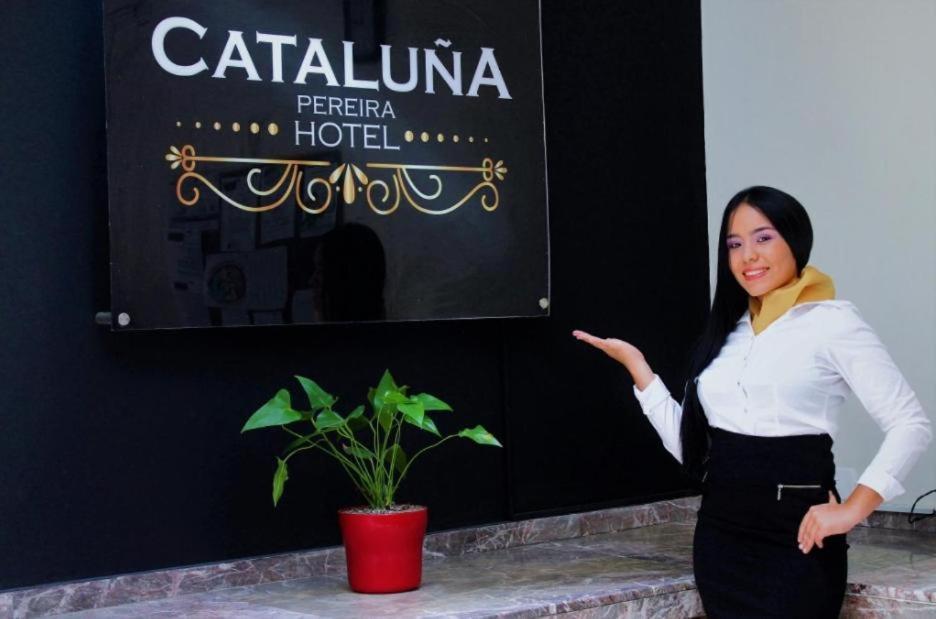 Hotel Cataluna Pereira Extérieur photo
