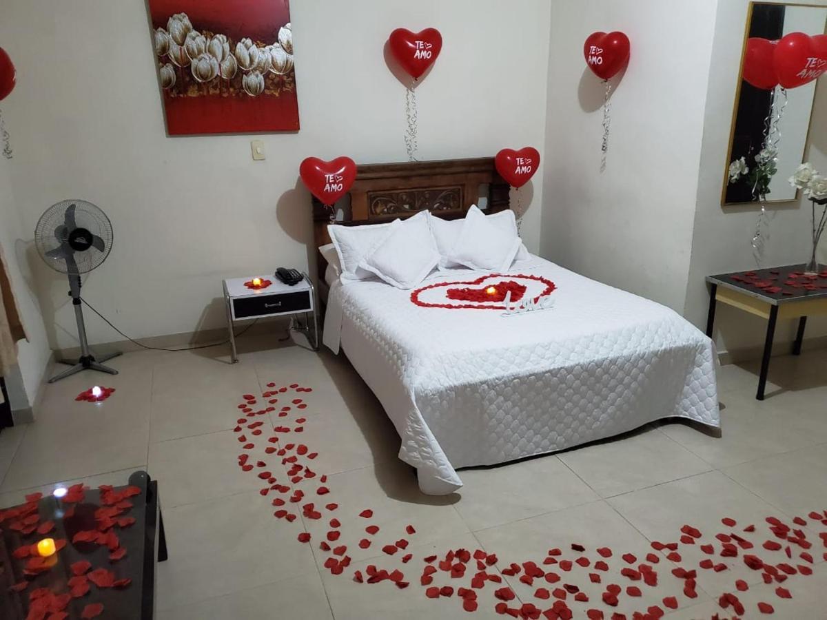 Hotel Cataluna Pereira Extérieur photo