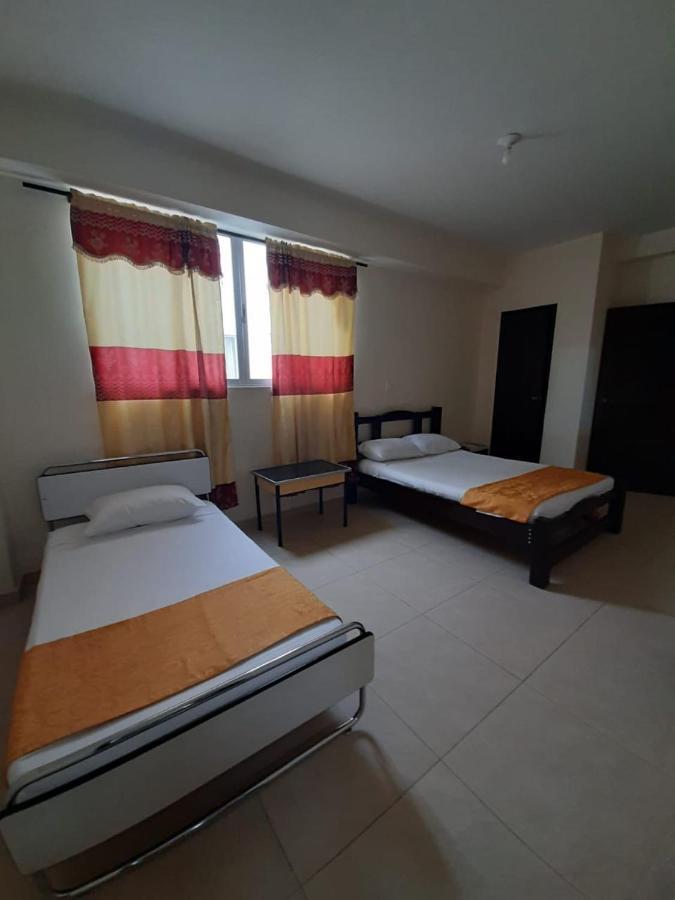 Hotel Cataluna Pereira Extérieur photo